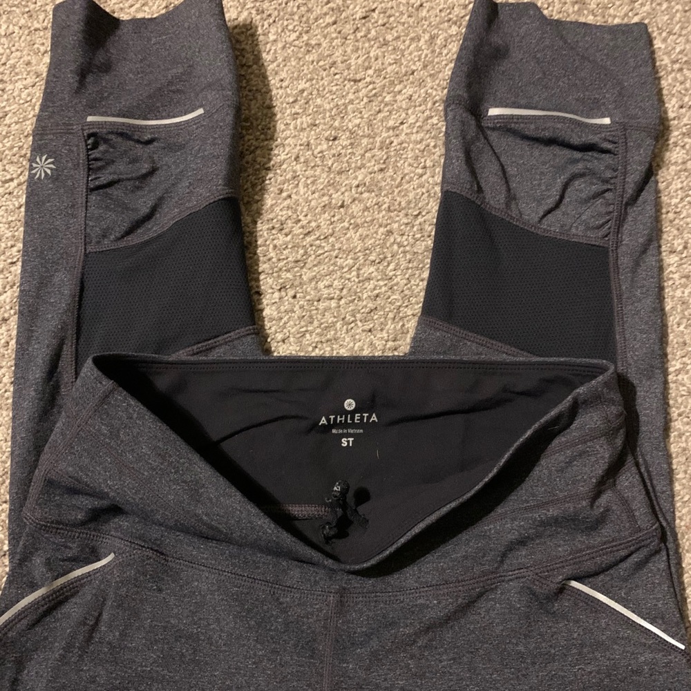 Athleta Capri leggings